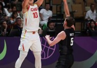 AYX Games-关于今夜深圳男篮强势反弹：欧冠节点到来，引发热议，阵容厚度经受考验的信息